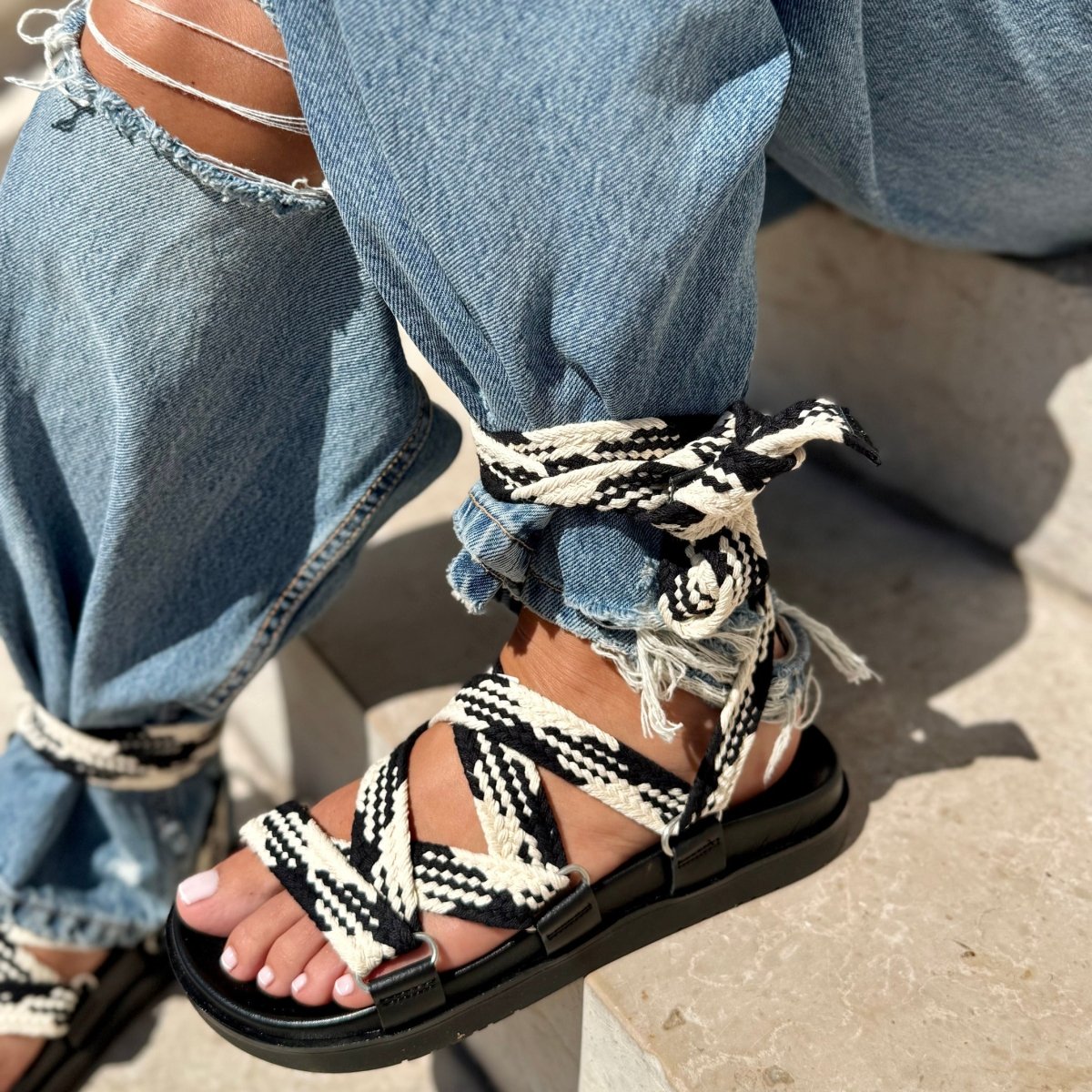 Charlotte – Sandales Femme à Lacets Cheville, Semelle Plate en