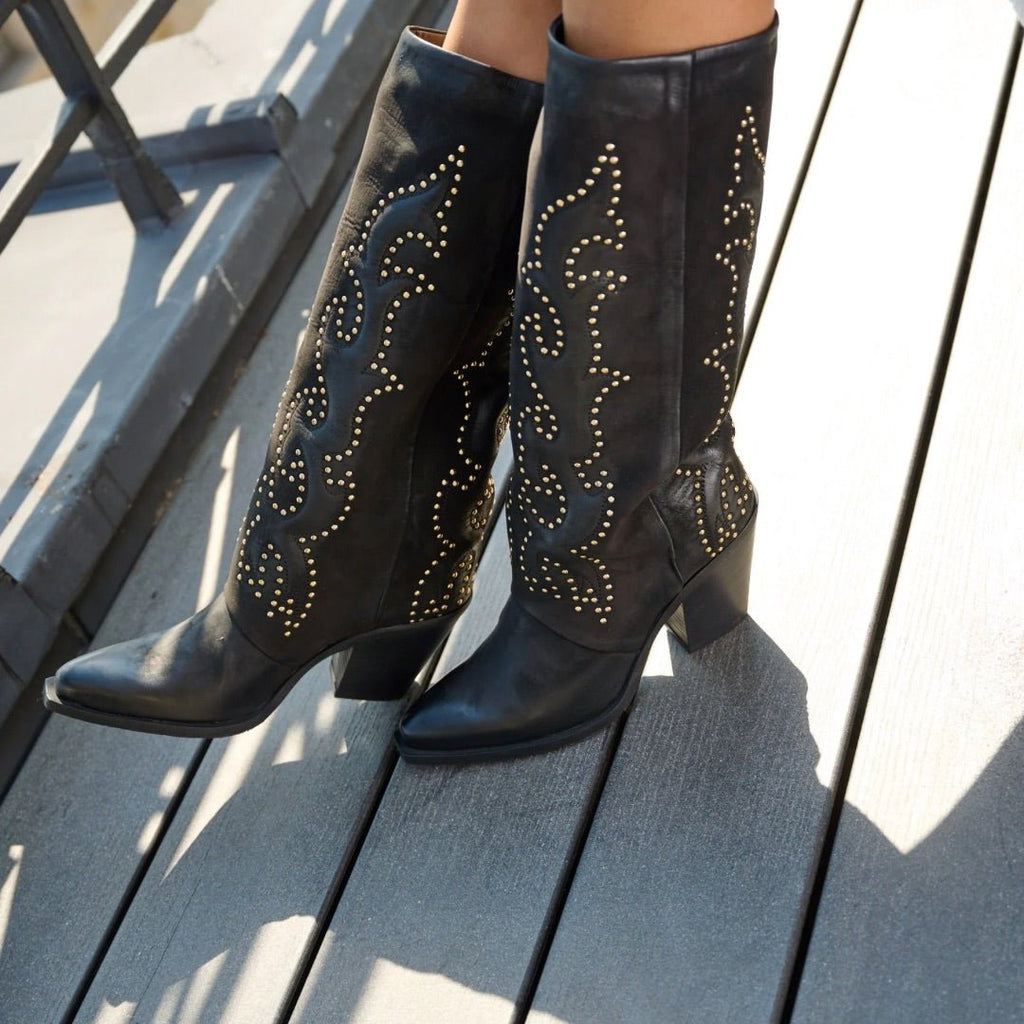 Eve – Bottes Montantes en Cuir à Bout Santiag - Pastelle Boutique36Noir