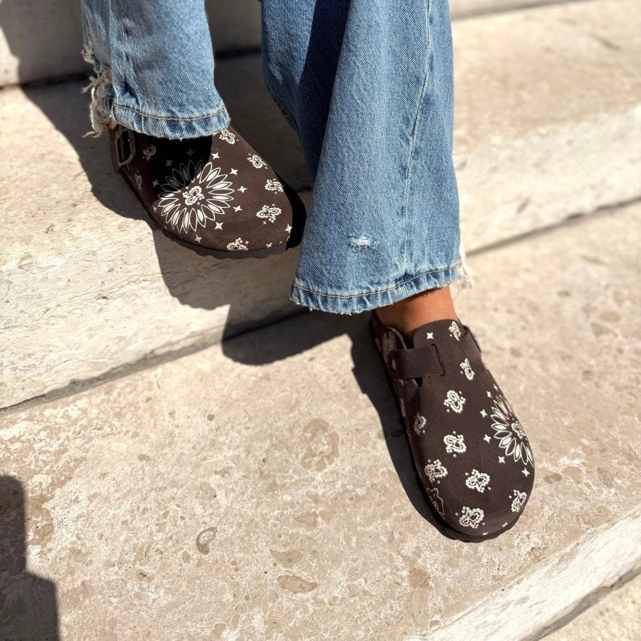 Solal imprimé – Sabots Mules Femme en Suède, Semelle Confort en Liège et Cuir - Pastelle Boutique36Bordeaux Bandana