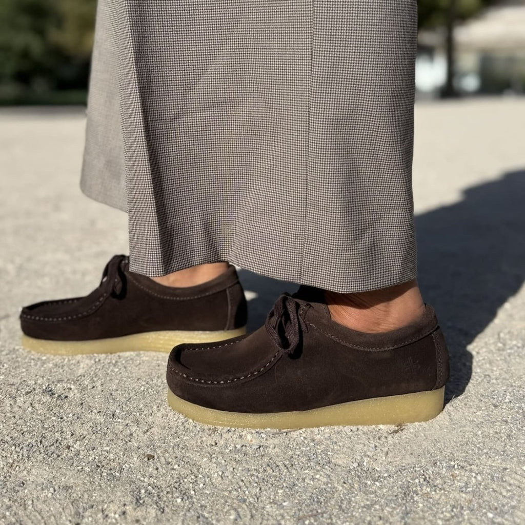 ZAP – Mocassins à Lacets en Daim, Semelle Crêpe Naturelle, Confort & Élégance - Pastelle Boutique36choco