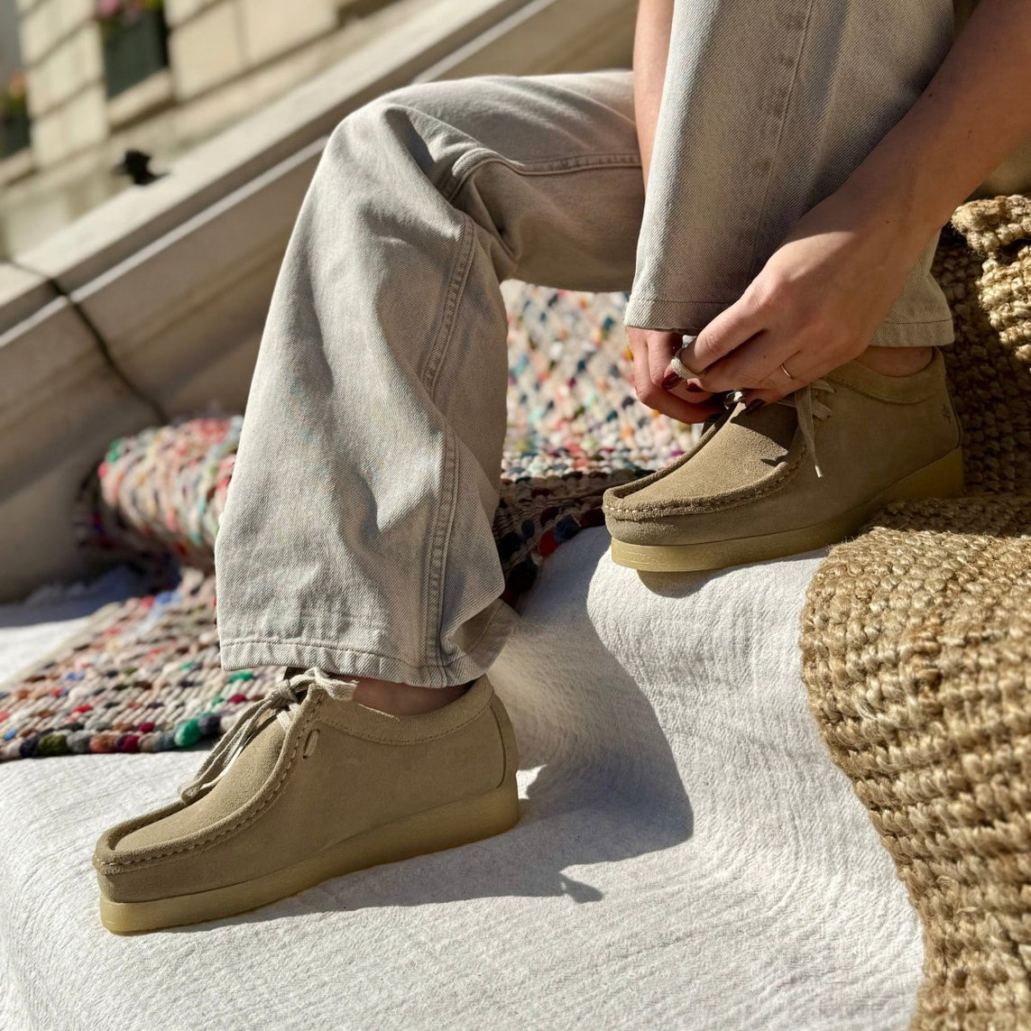 ZAP – Mocassin à Lacets en Daim avec Semelle Crêpe Pastelle